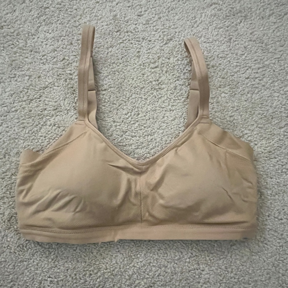 Nude sports bra B cup